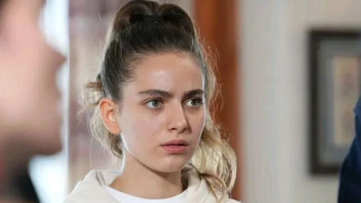Ava Yaman’dan yeni proje: Önümüzdeki ay sete çıkıyor