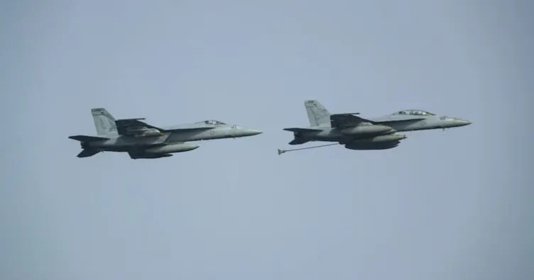 ABD ordusunda alarm: F/A-18 savaş uçağı düştü! 12 kişi hayatını kaybetti