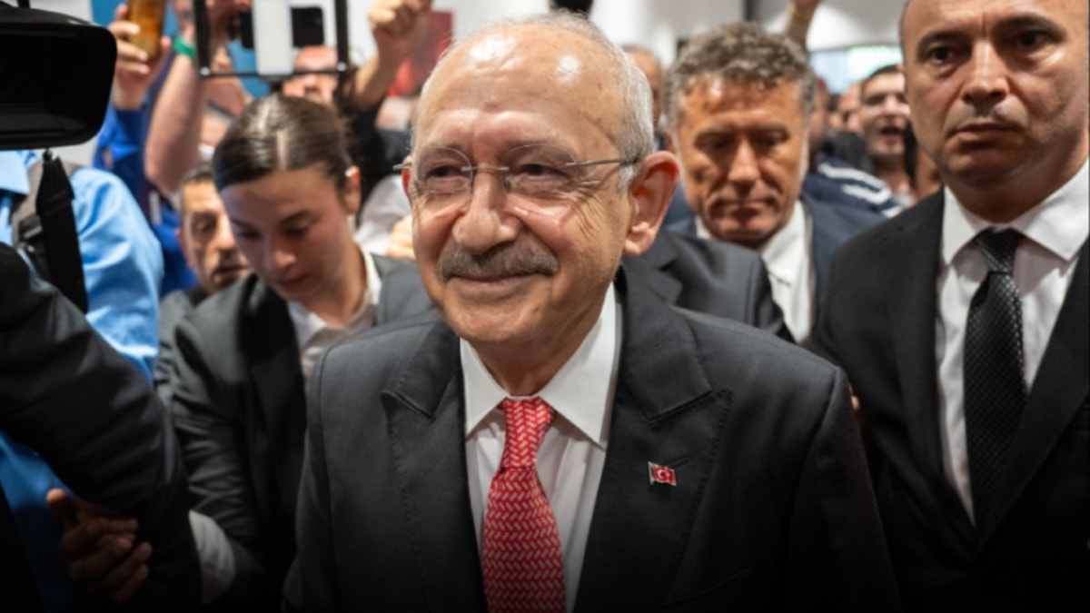 Yargı bekletiyor, Erdoğan izliyor, kayyum eritiyor