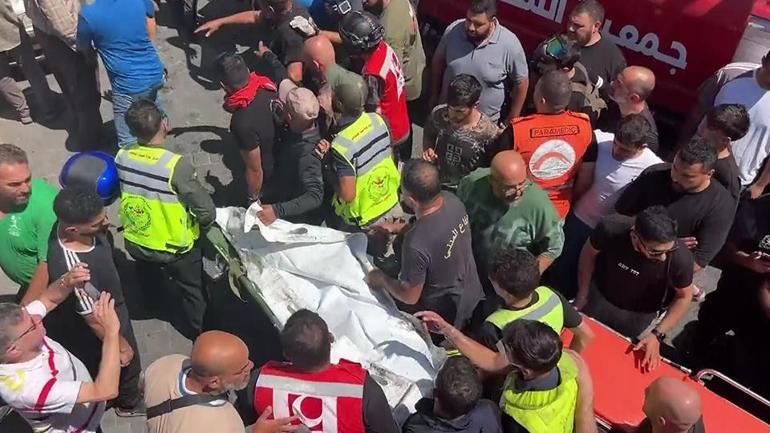 İsrail Lübnana saldırdı: 12 kişi öldü