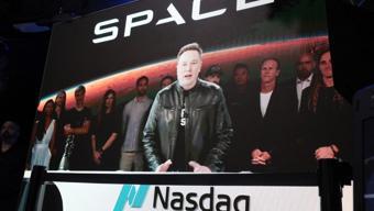Elon Musk, SpaceXin halka arzı sonrası dünyanın ilk trilyoneri oldu