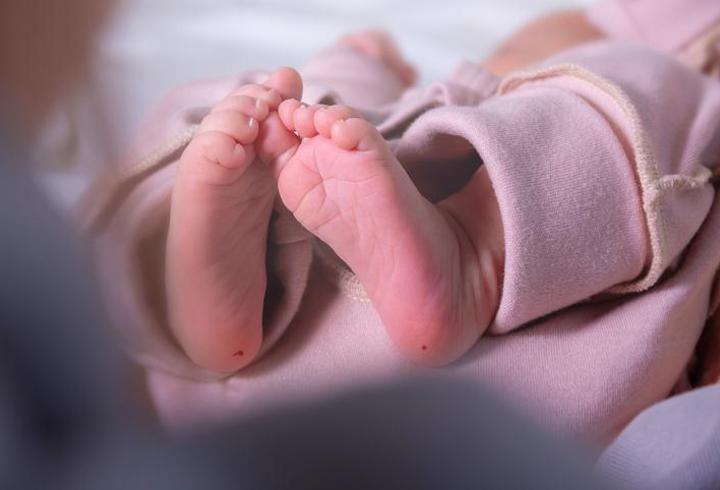 “Topuk kanı” faili meçhulü aydınlattı! 16 yıl önceki bebek ölümünü ortaya çıkaran ayrıntı