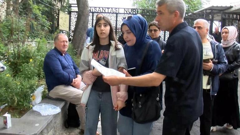 Sınava saniyeler kala yetişti: Yanlış okula gelen öğrenciyi veliler kurtardı