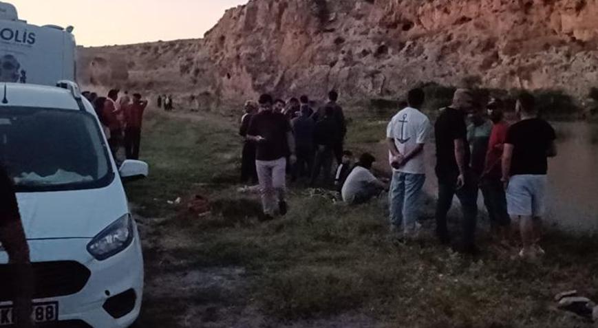 Göksu Çayı’nda akıntıya kapılan kişi, kayboldu