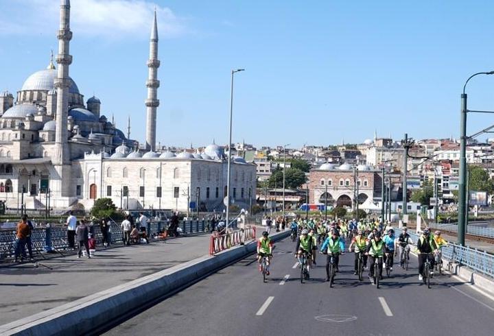 İstanbul’da 3 ilçede bazı yollar pazar günü trafiğe kapatılacak