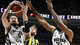 Beşiktaş, Fenerbahçe’ye karşı 1-0 öne geçti