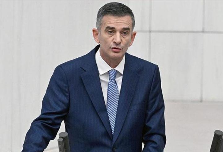 SON DAKİKA… Ümit Dikbayır CHP’den istifa etti