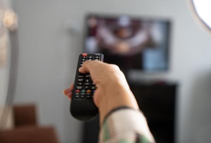 26 HAZİRAN CUMA TV YAYIN AKIŞI | TRT 1, Show TV, Kanal D, TV8, ATV ve Star TV’de bugün hangi diziler, yarışmalar ve programlar ekrana gelecek?