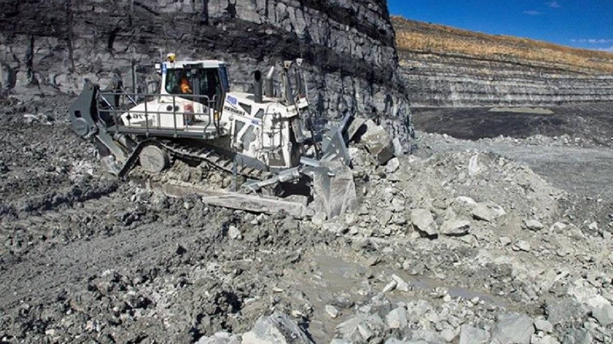 73 tonluk dev buldozer uzaktan kumandayla çalışıyor: Binlerce kilometreden yönetiliyor