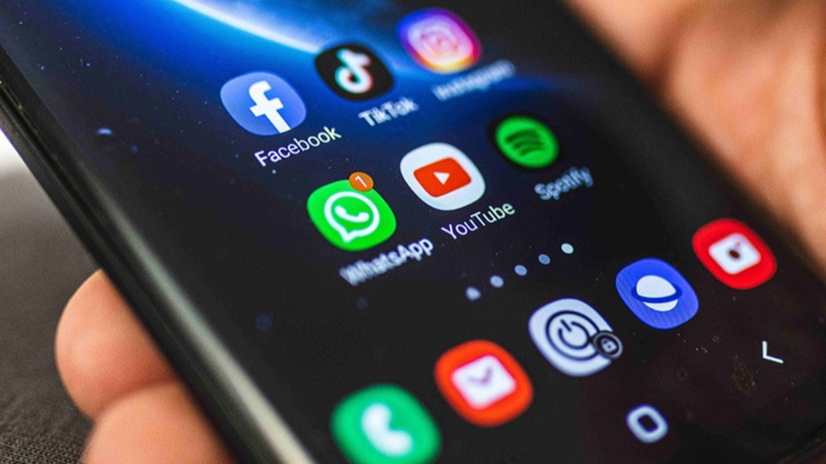 WhatsApp’a yeni buton geliyor: Mesajlar silinmeyecek