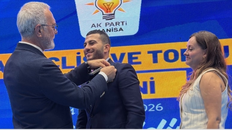 İYİ Parti’nin belediye başkan adayıydı; AKP’ye katıldı