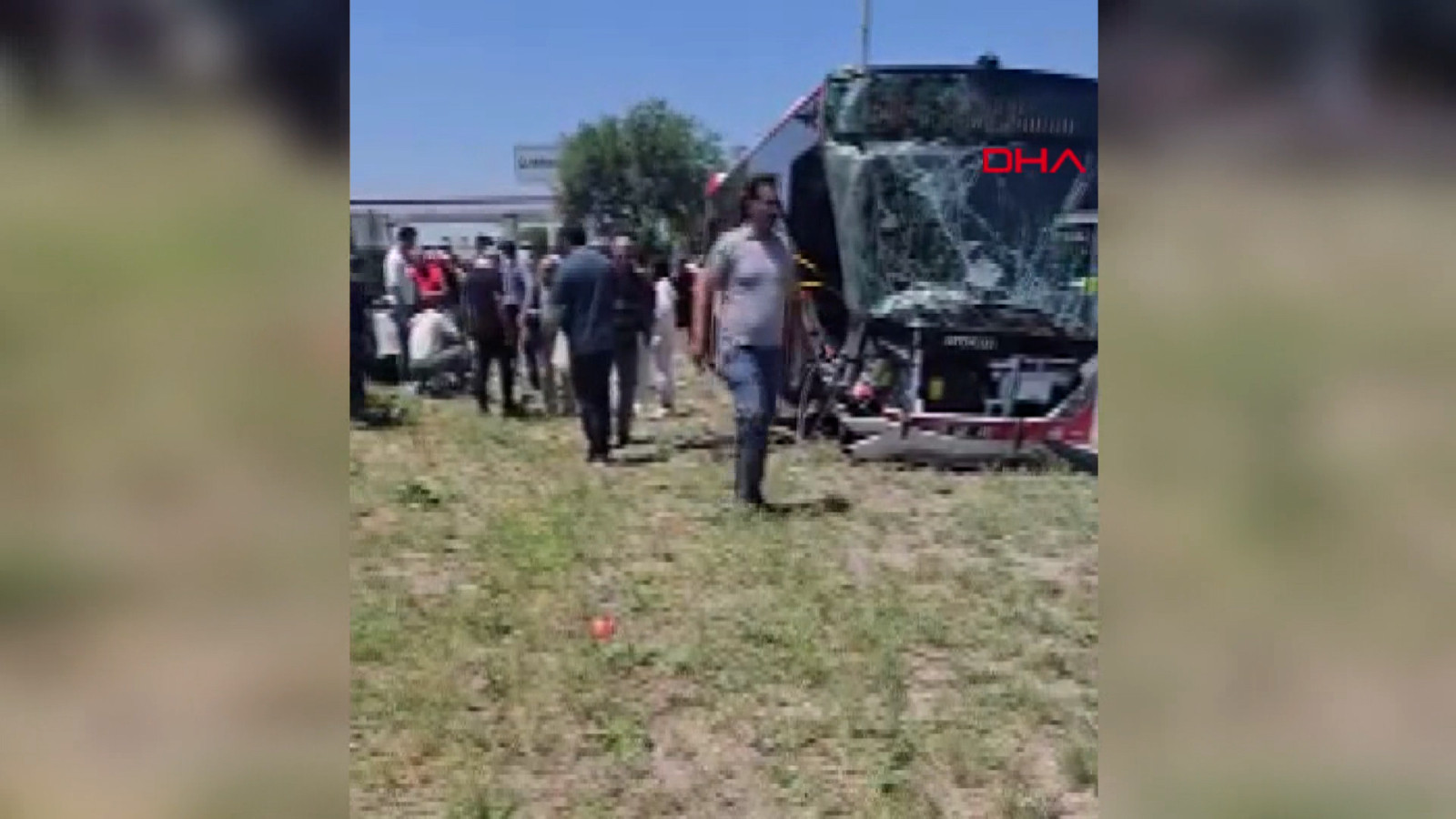 Ankara’da belediye otobüsü kaza yaptı: Yaralılar var