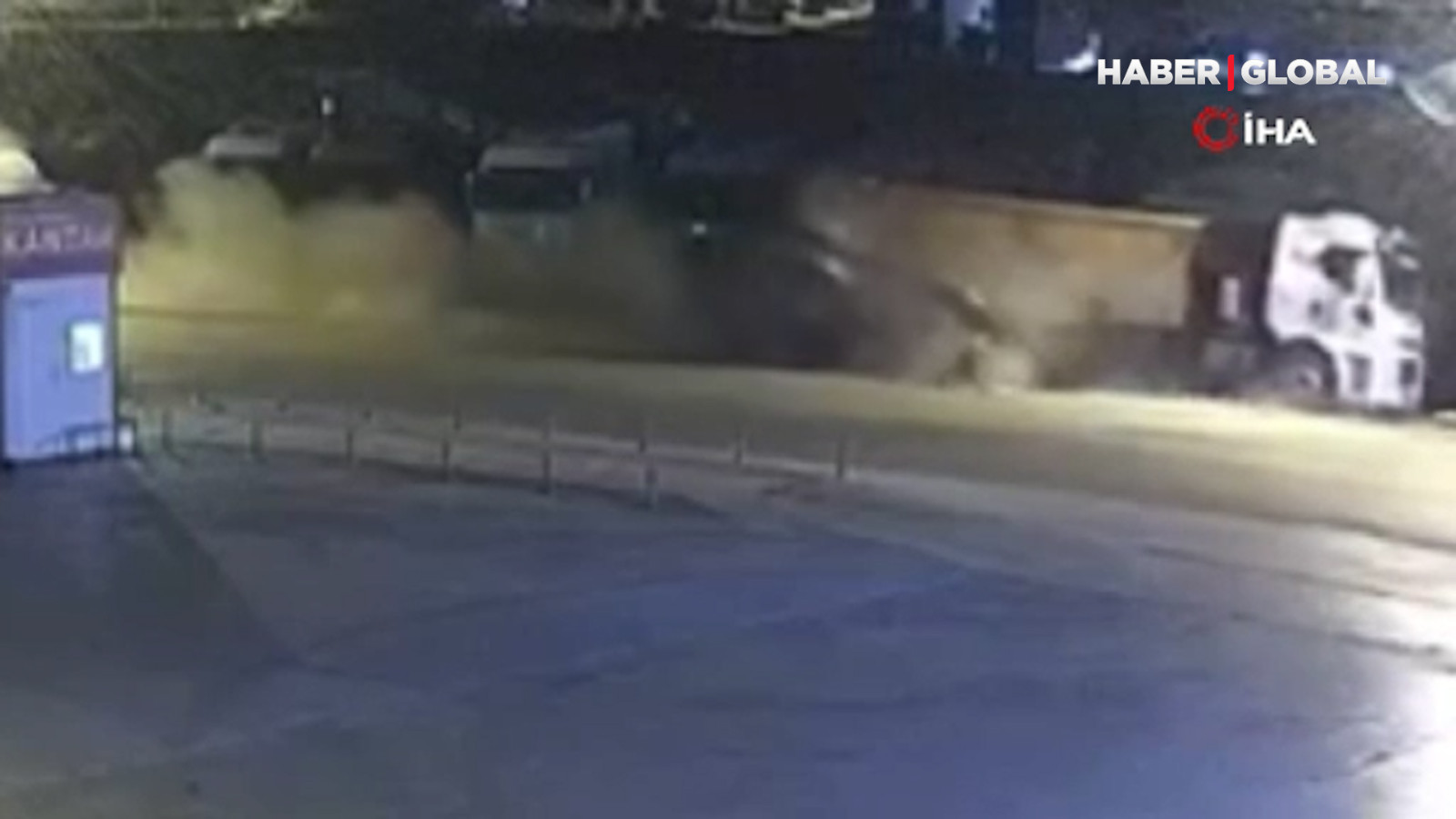 Ankara’da korkunç kaza kamerada: 3 ölü, 1 ağır yaralı