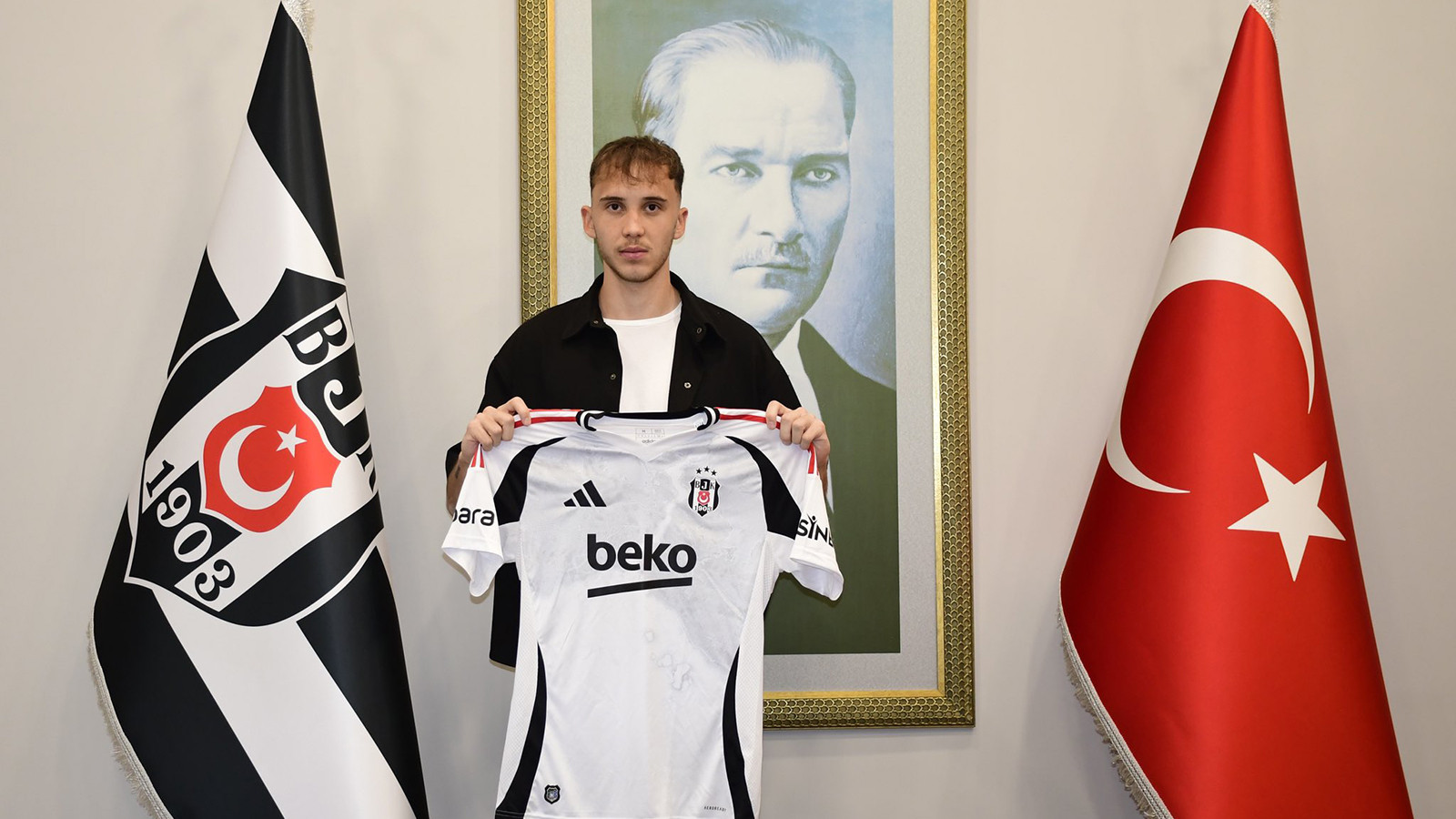 Beşiktaş, Adnan Karahisar’ı Aliağa FK’ya gönderdi