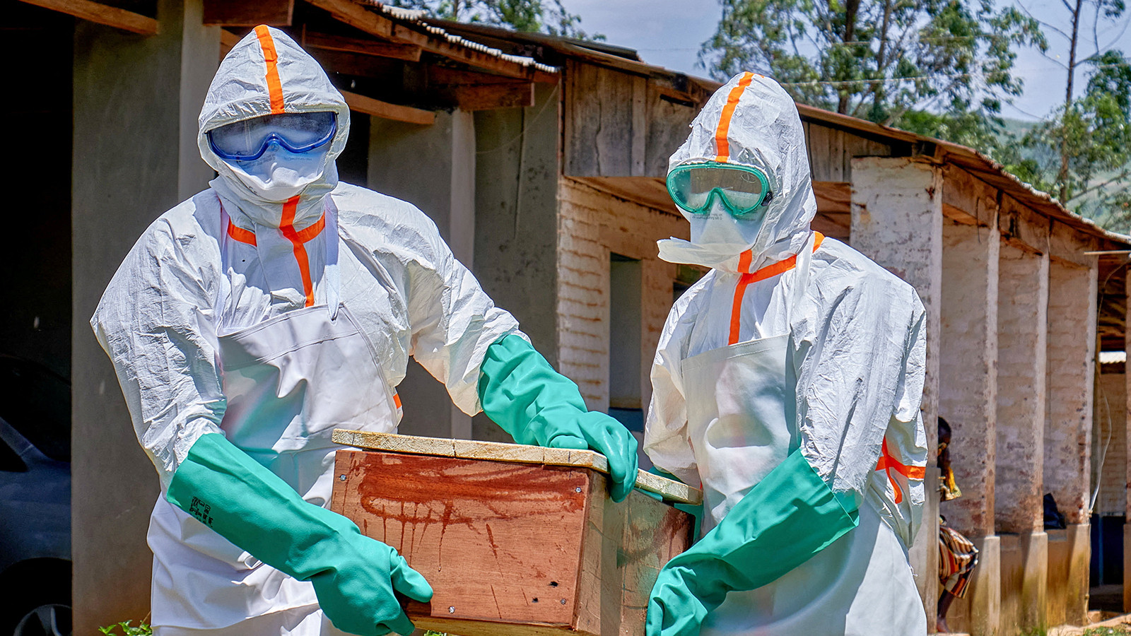 Ebola krizinin merkez üssünden çok önemli uyarı: Felaketi önlemek için acil müdahale şart