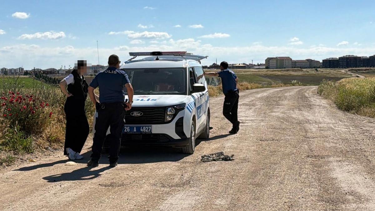 Tartıştığı eşinin otomobilini yaktı