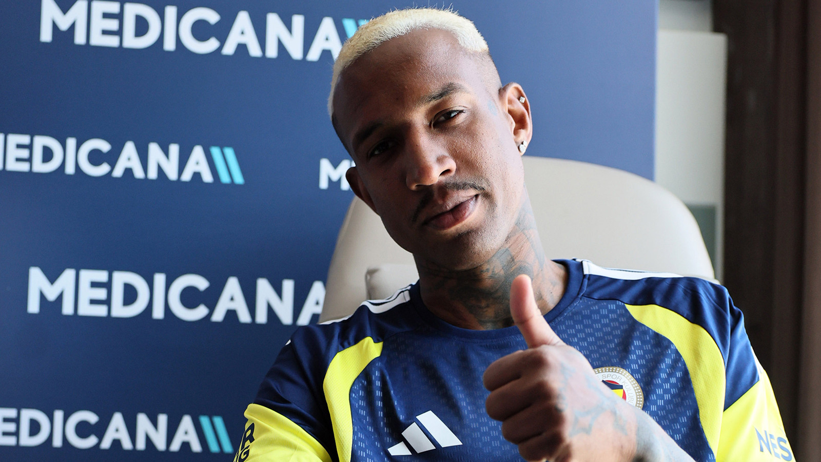 Fenerbahçe’de sağlık kontrolleri devam ediyor
