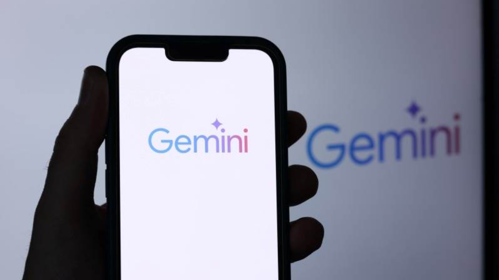 Filmlerdeki o özellik Gemini ile gerçek oluyor: Türkçeyi de destekleyecek
