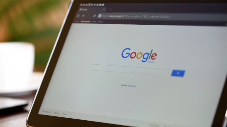 Google tamamen değişince rakibe koştular