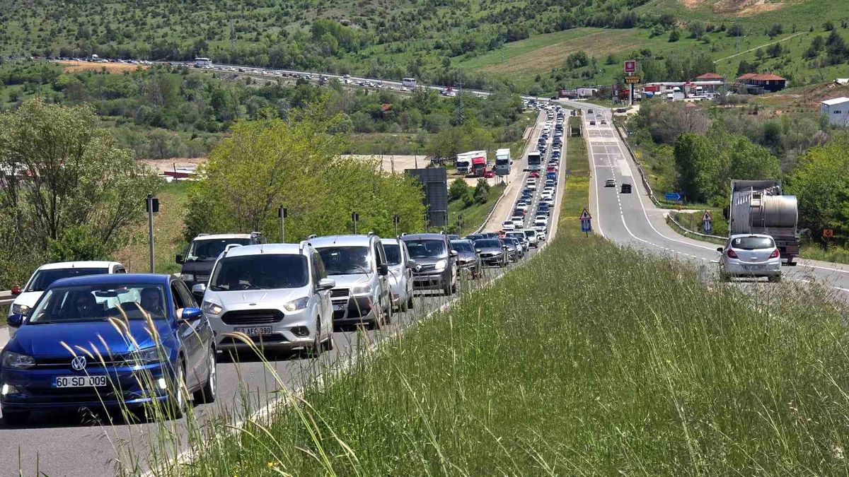 Karabük’te trafiğe kayıtlı araç sayısı 87 bini aştı