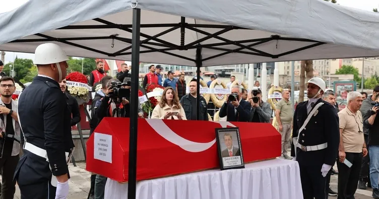 Kayseri Vali Yardımcısı Şenol Esmer son yolculuğuna uğurlandı