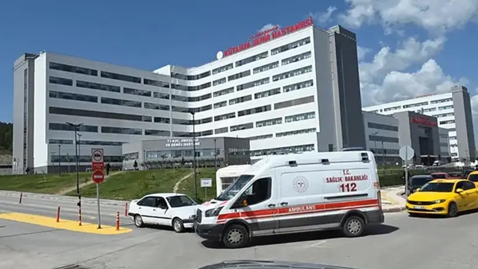 Kütahya’da zehirlenme şüphesiyle hastaneye başvuranların sayısı 71’e yükseldi