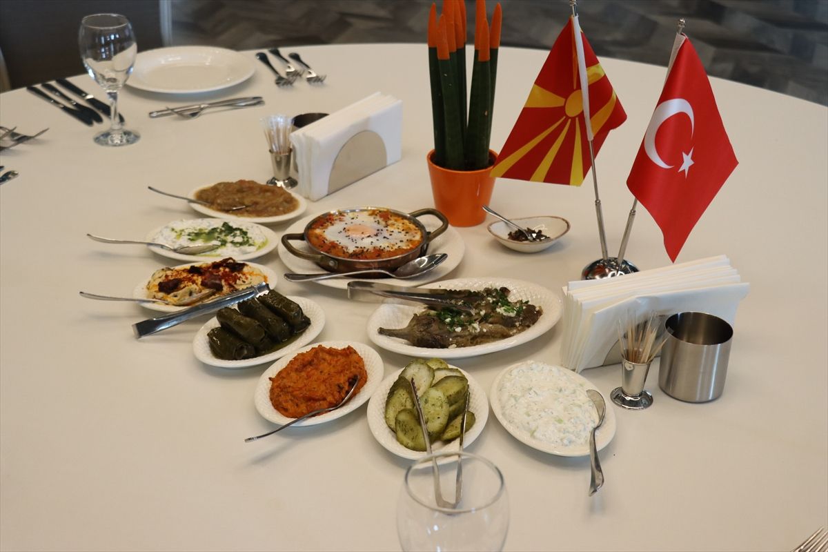 Kuzey Makedonyalı basın mensuplarına “Türk Lezzetleri” tanıtıldı