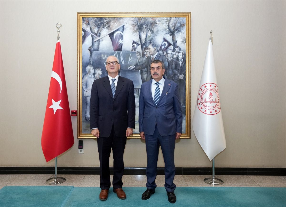 Milli Eğitim Bakanı Tekin, Rusya ve Mısır büyükelçilerini kabul etti