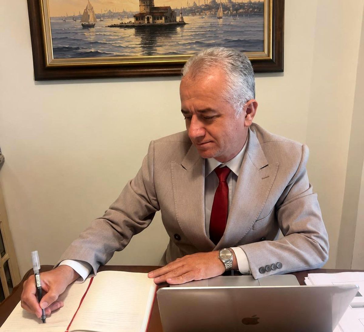 Özköse: “Toplumsal barışı zedeleyen söylemlerden uzak durulmalı”