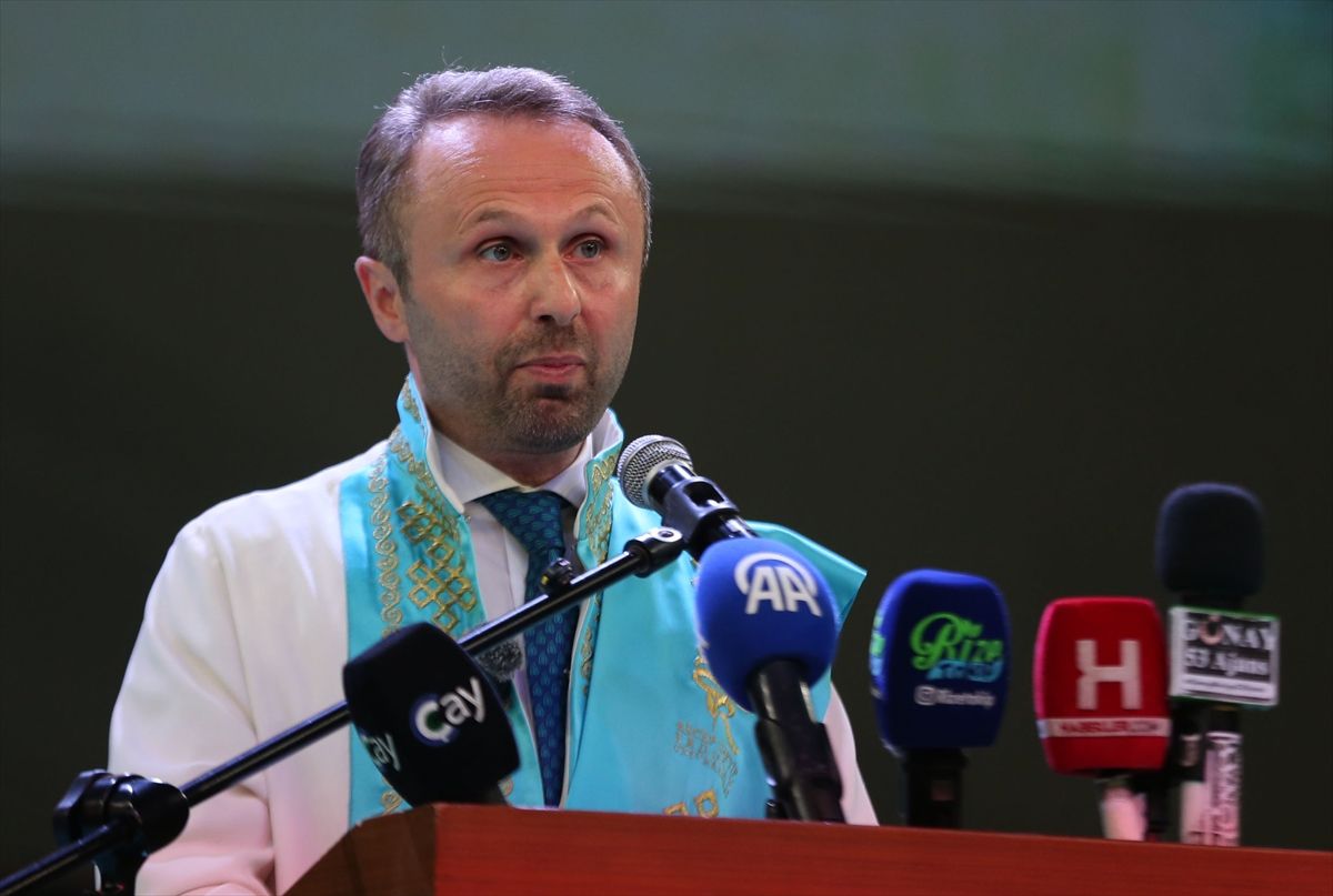 RTEÜ’de 2025-2026 Mezuniyet Töreni Coşkusu