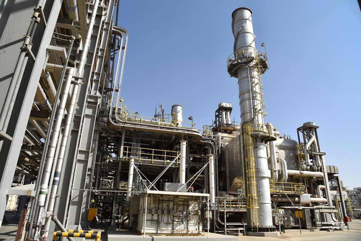 Suudi Arabistan’ın Ham Petrol İhracatı Nisanda Rekor Seviyeye Geriledi