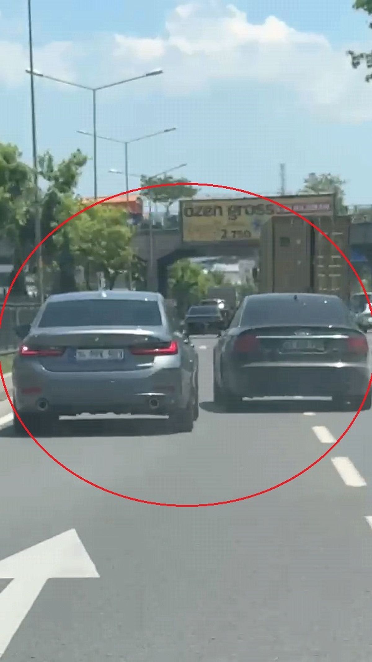 Trafiği tehlikeye düşüren sürücülere 22 bin TL ceza
