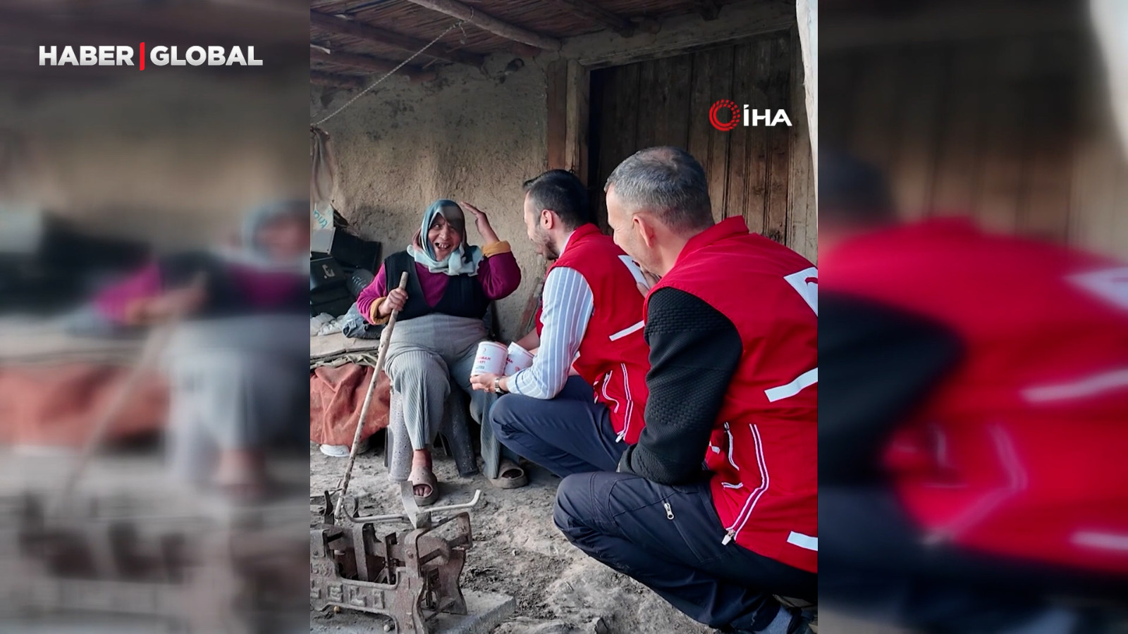 Türkiye’nin yerli Robinsonları: 93 yaşında kızıyla birlikte adada yaşıyor