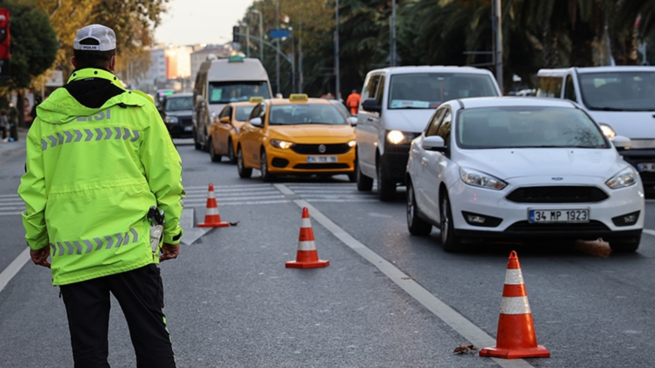 İstanbullular dikkat! Bu yollar trafiğe kapatılacak