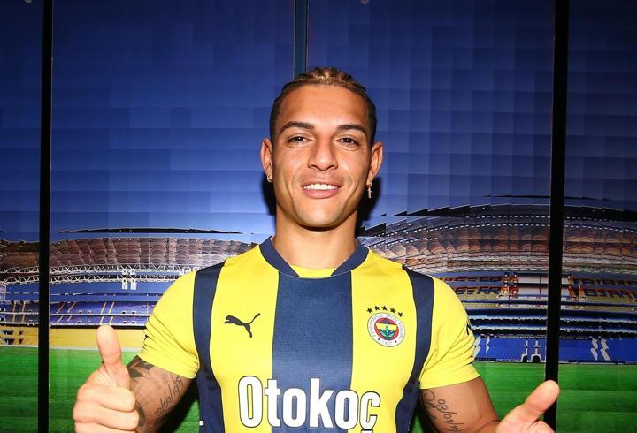 Fenerbahçe’de ayrılıklar netleşiyor: Diego Carlos Brezilya’ya, İsmail Yüksek kalıyor