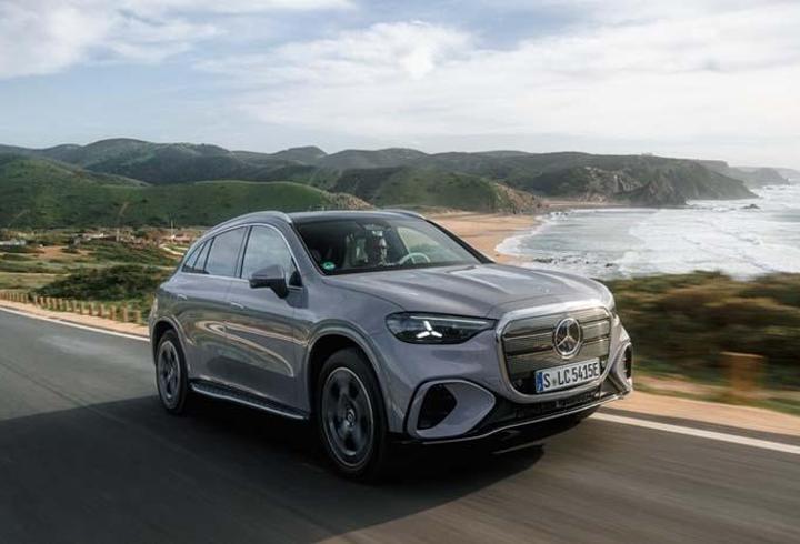 Mercedes’ten 40 yeni model