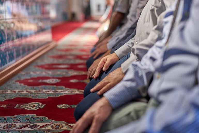 24 TEMMUZ 2026 CUMA NAMAZI SAATLERİ: Cuma Namazı Saat Kaçta Kılınacak İstanbul, Ankara, İzmir Namaz Vakitleri: Cuma Namazı Kaçta Okunuyor