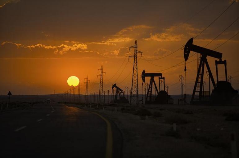 Brent petrol 100 doların altına indi Gözler Fed ve Orta Doğuda