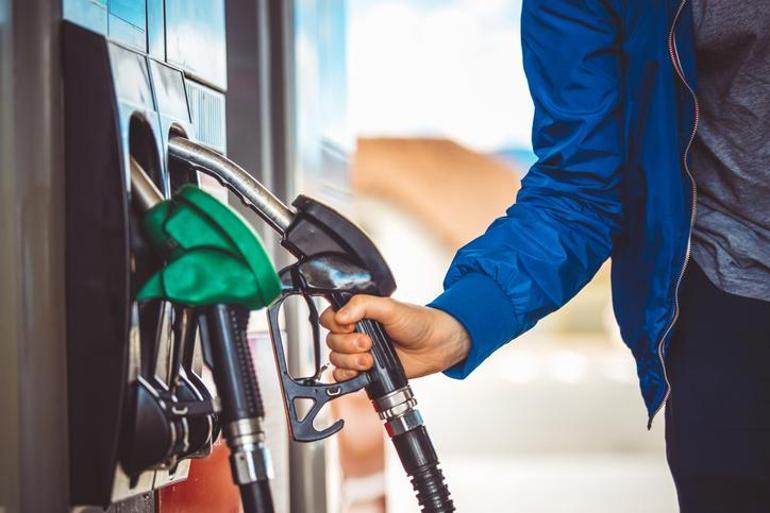 MOTORİNE ZAM MI GELİYOR Motorin Ne Kadar Olacak Motorin ve Benzinde Son Durum Ne Petrol Piyasasındaki Hareketlilik Pompa Fiyatlarını Vurdu