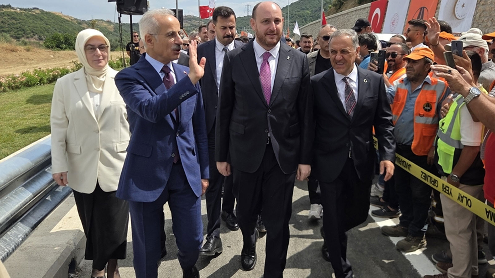 Bakan Uraloğlu: Yalova-Armutlu Yolu seyahat süresini 1 saatten 30 dakikaya düşürdük