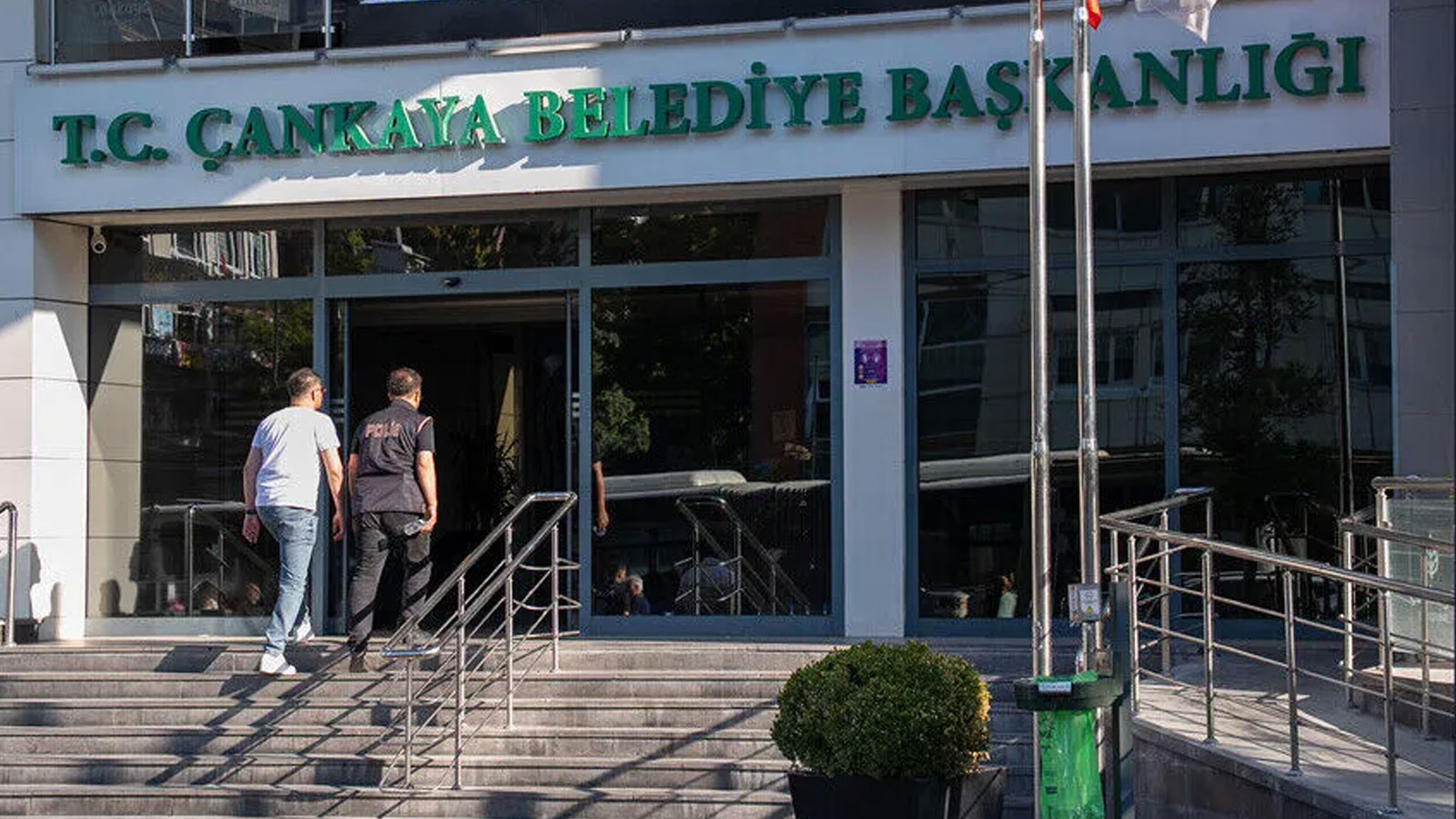 Çankaya Belediyesi’ne yönelik ‘yolsuzluk’ soruşturması: Hasan Karabulut tutuklandı