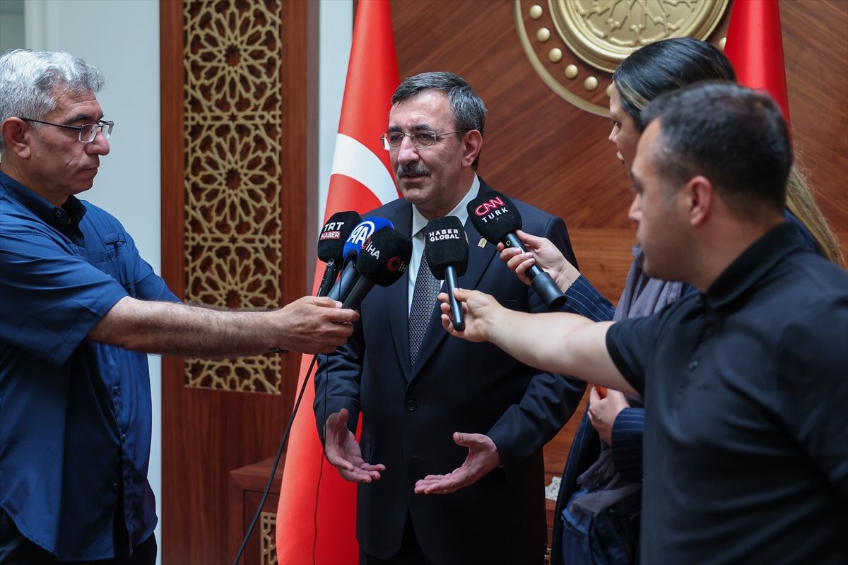 Cumhurbaşkanı Yardımcısı Yılmaz Tahran’da açıklamalarda bulundu Açıklaması
