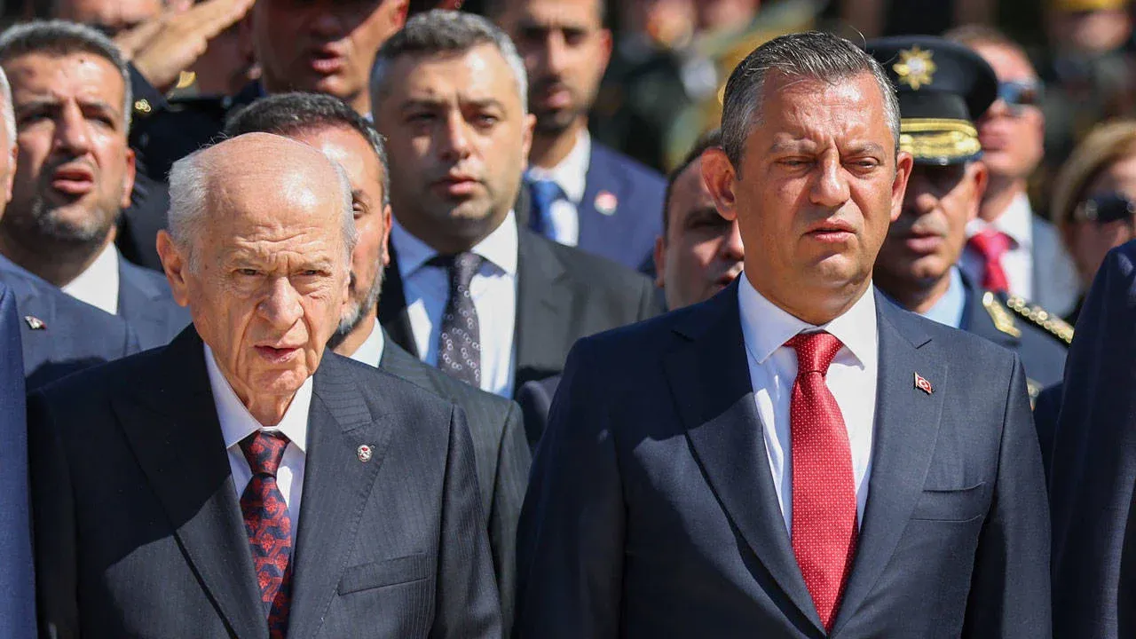 Özgür Özel’e ilk tebrik Bahçeli’den: Keşke ayrılık olmasaydı