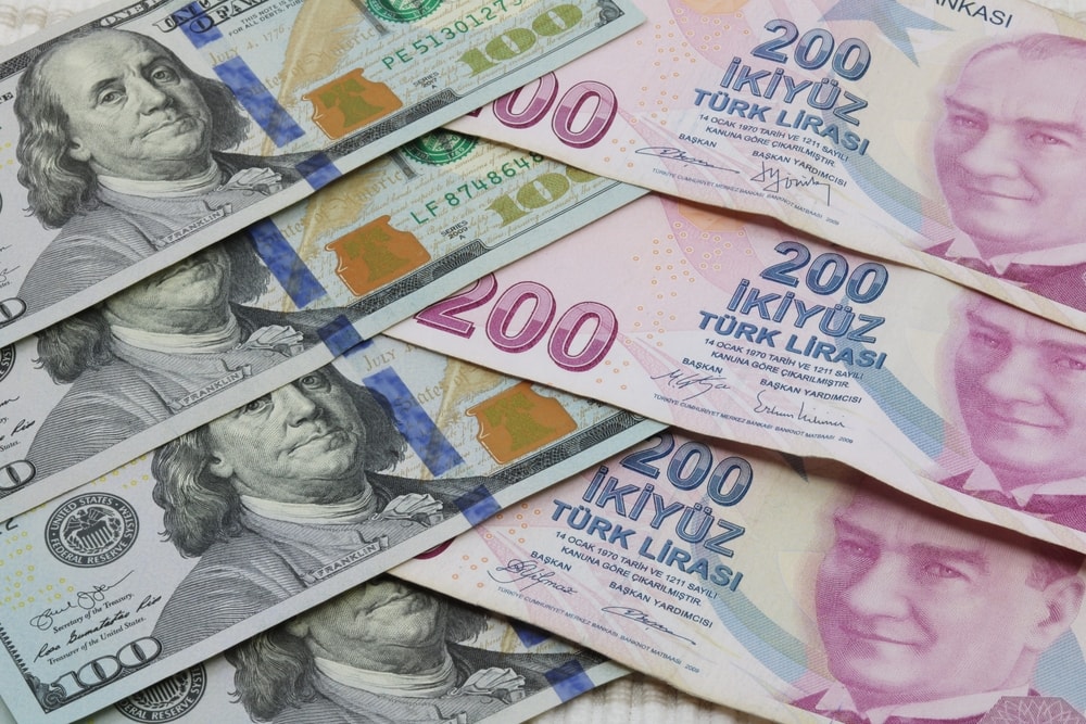 Dolar/TL durmadan rekor kırıyor!