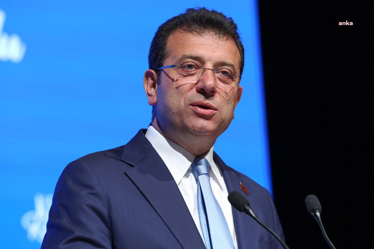 Ekrem İmamoğlu: “Yeni Parti Genel Başkanımız Özgür Özel ile yürüyelim arkadaşlar”