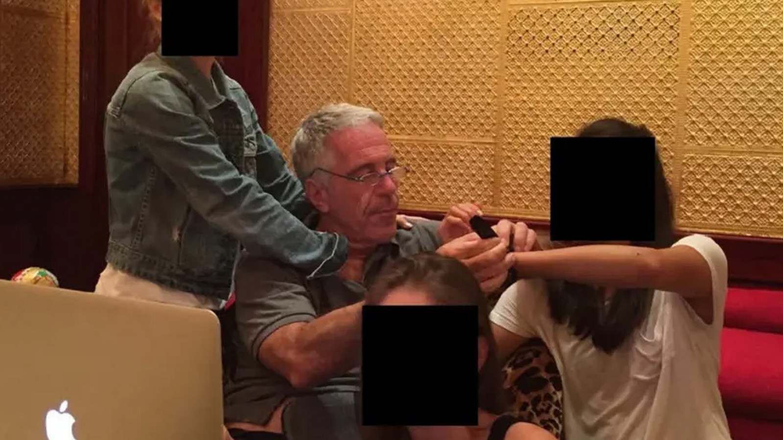 Epstein’ın ‘model avcısı’ evinde ölü bulundu