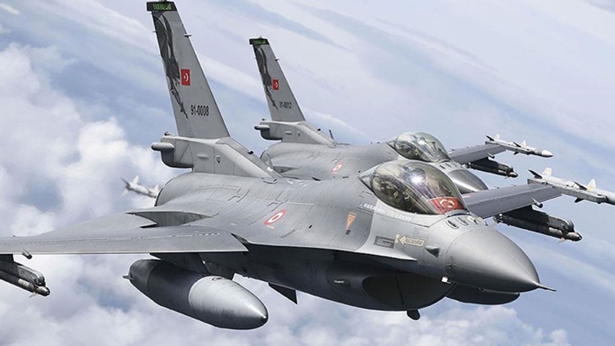 Avrupa ülkesinin üzerinde F-16, hava aracını vurdu
