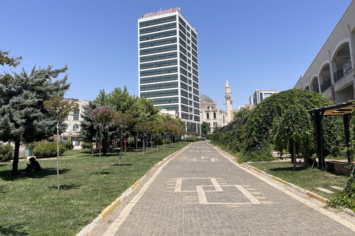 Gaziantep ve Şanlıurfa’da sıcak hava etkili oluyor