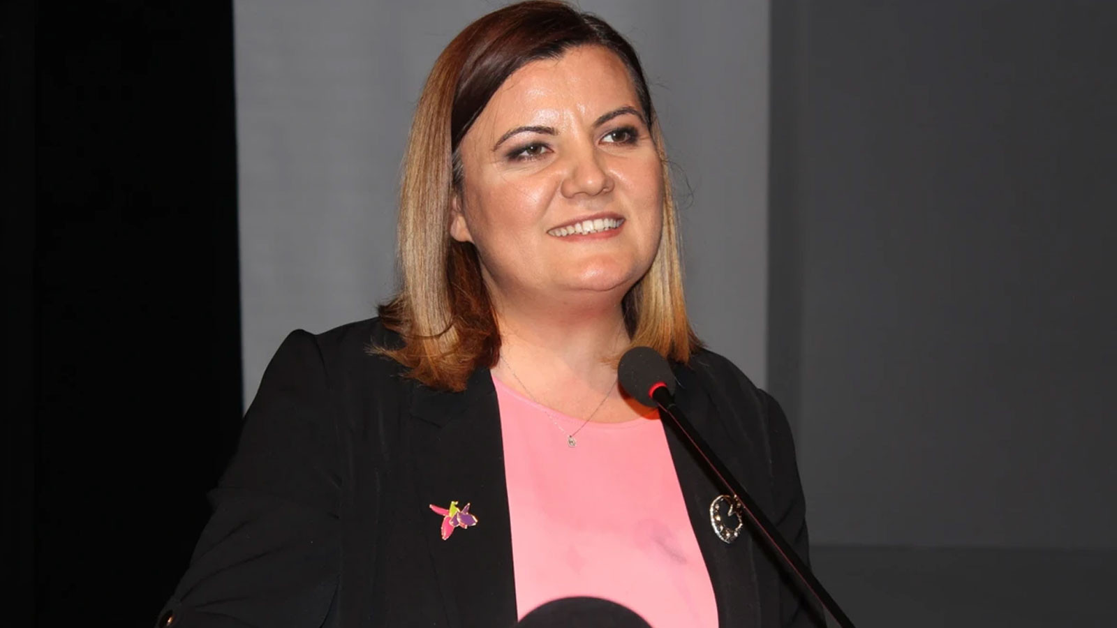 İzmit Belediye Başkanı Hürriyet görevden uzaklaştırıldı