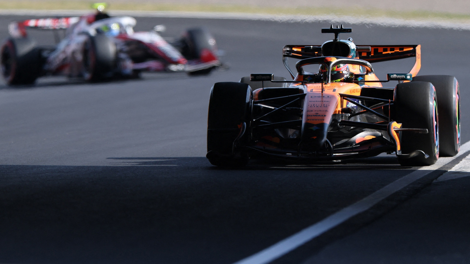 Japonya GP’de Piastri fırtınası! Piastri lider, Mercedes 2-3